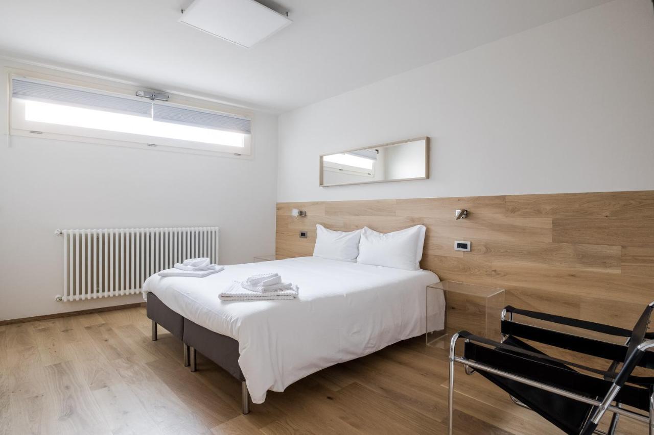 Aparthotel Sant'Orsola Bologna Bagian luar foto